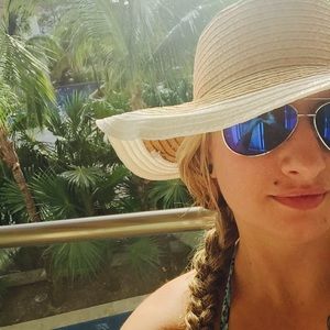 Meet your Posher, Allonah